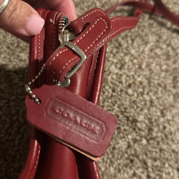 Vintage Coach Bellini cross-body purse or camera bag in red leather R9G-9139 - Picture 3 of 12